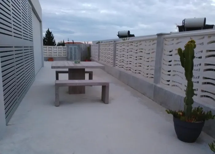 La Casa Gris